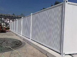 深圳寶安工地500㎡PVC圍擋當天送達，旭東圍擋批發(fā)讓采購更省心！